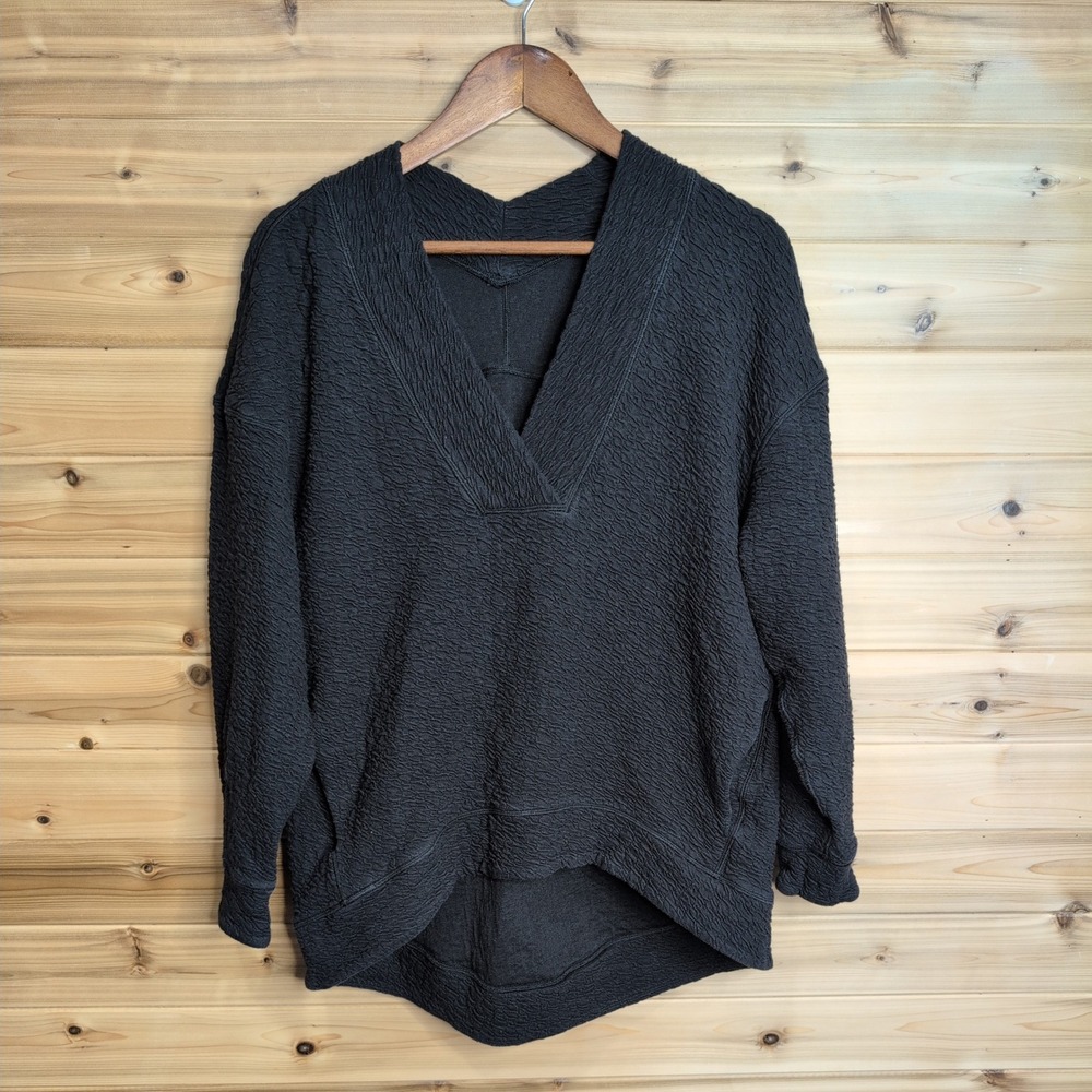 Lululemon Textured V-Neck Pullover Black Size 6 LW3EOXS Pockets High-Low Hem